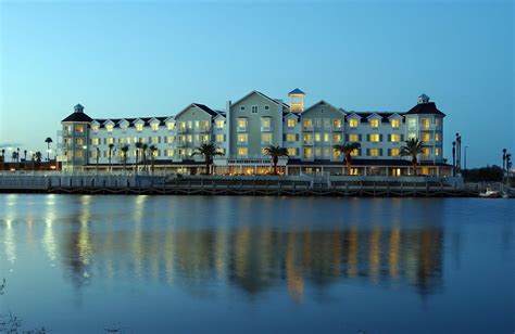 waterfront inn the villages florida.